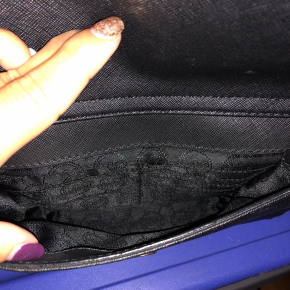 Michael Kors Tote Bag - Picture 4 of 5